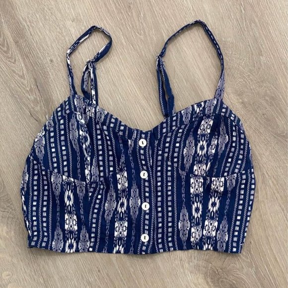 Forever 21 Blue/White Aztec Cropped Cami - L - Picture 1 of 4